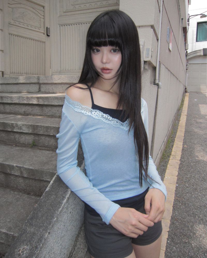 WONDER WONDER（ワンダーワンダー）の「Skan Lace Long-Sleeve T-Shirt（Tops）」