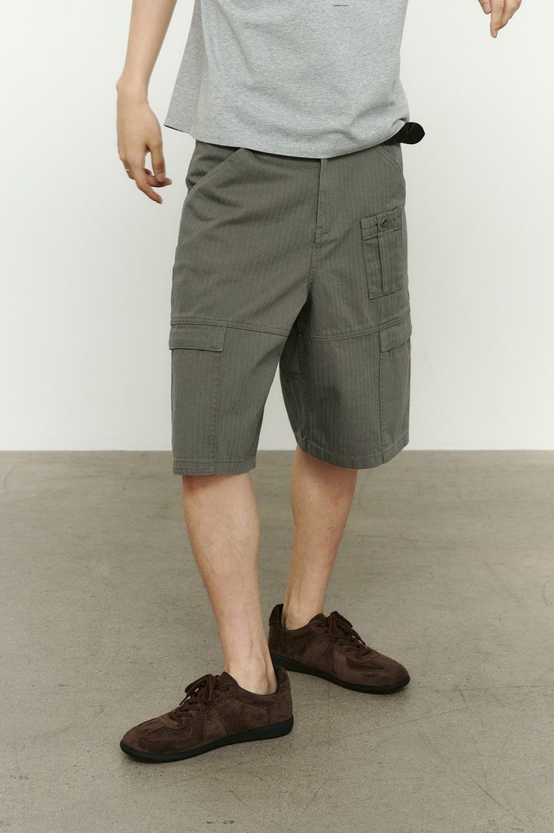 パネルドカーゴポケットヘリンボーンツイルショーツ (Washed Khaki)