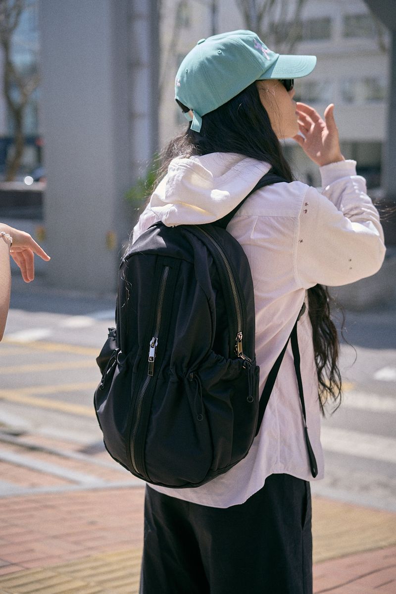 CHOROKstudio（チョロッスタジオ）の「NAGAJA Peanut Bag #7 (Black)（Bags）」