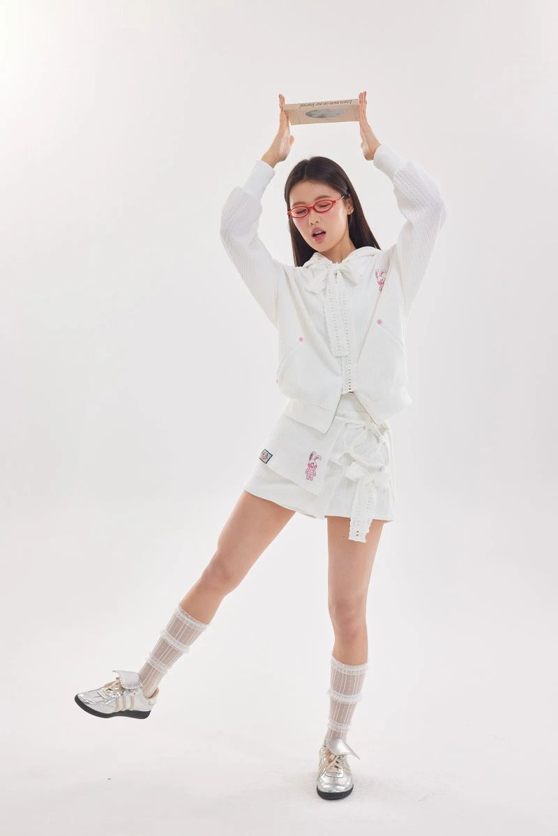 Off the Clock Shorts (White)
