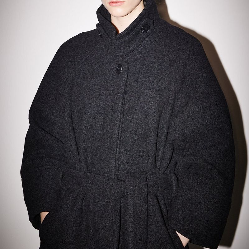 Balmacaan boucle coat black