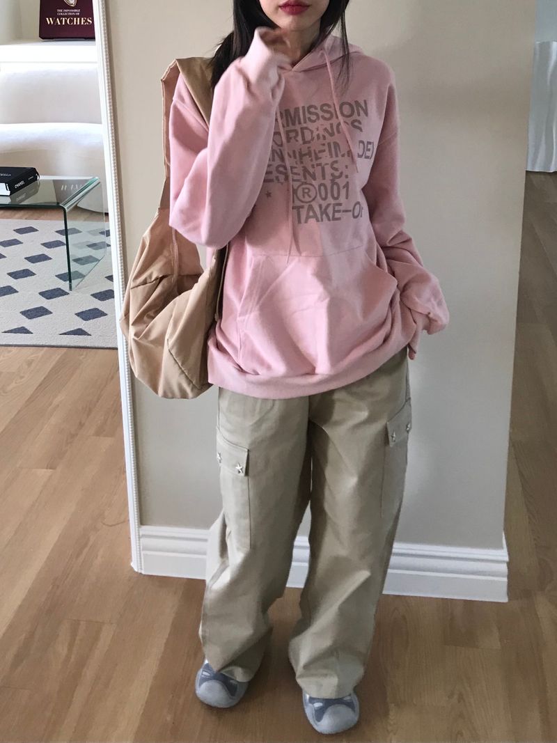 Poppy lettering hood T