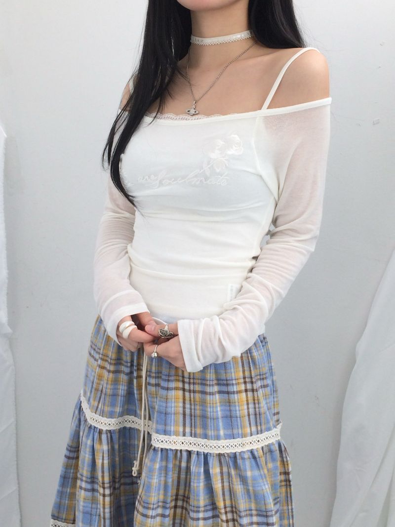 The Flower Lettering Slim Top