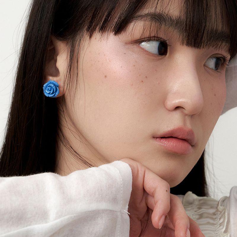 geegee(ジジ)の「rose formica earring - blue(Accessories)」