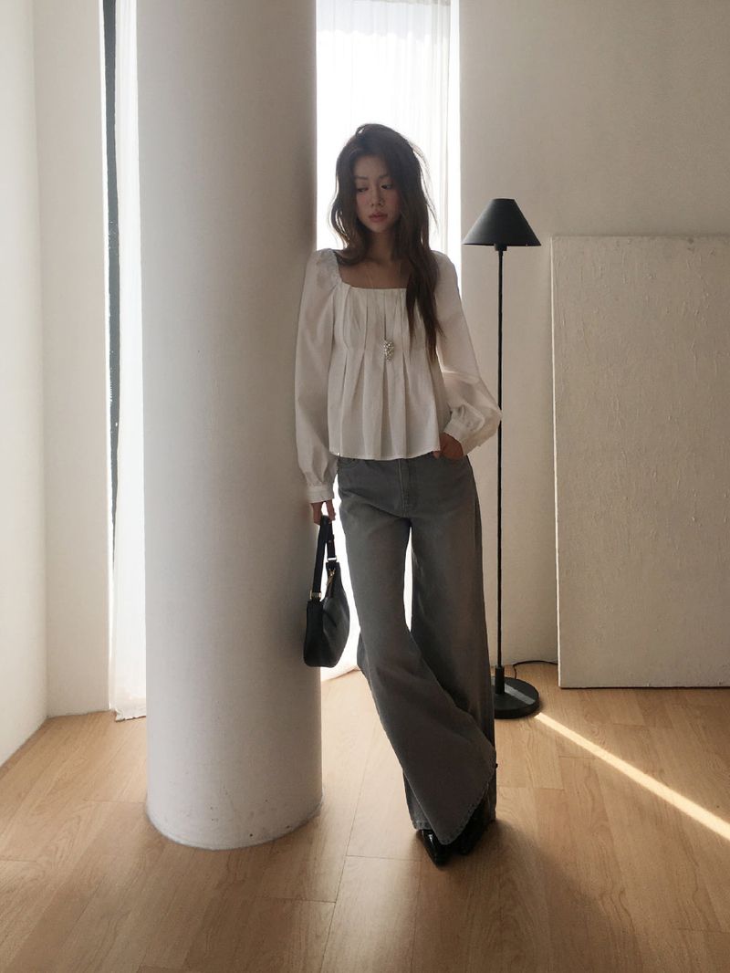 Gray boots-cut denim