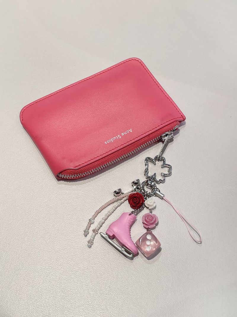 Pink Calling  Skate Keyring Bag Charm Keychain