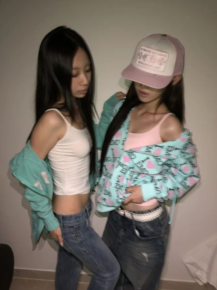 Bubblegum <3 Hoodie