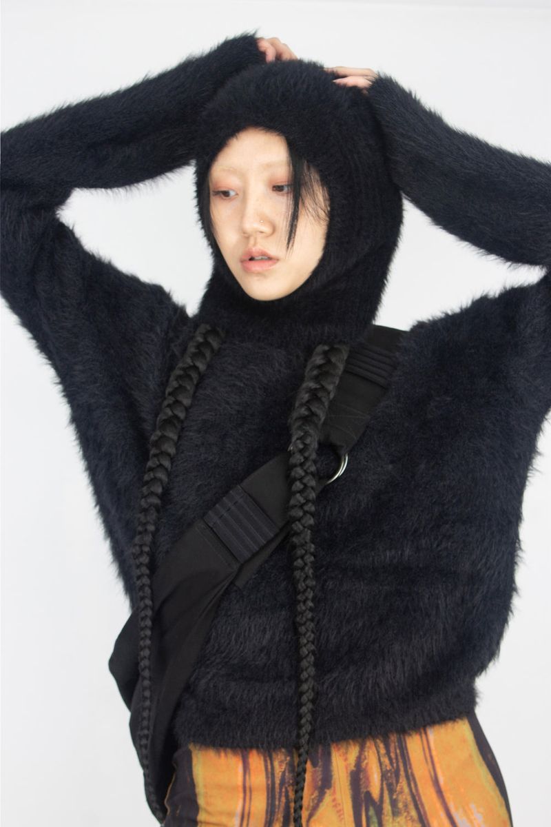 yee（ワイイイ）の「ブラッシュファーセーター (2 color)（トップス）」