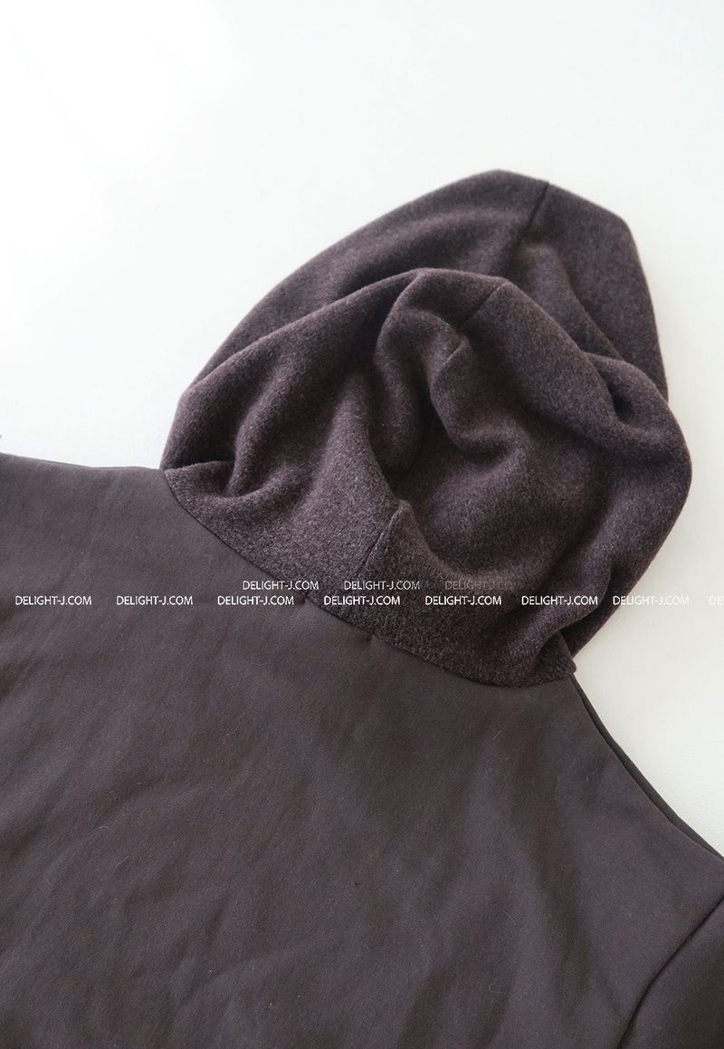 Ribbon off-shoulder oversized fit sweatshirt