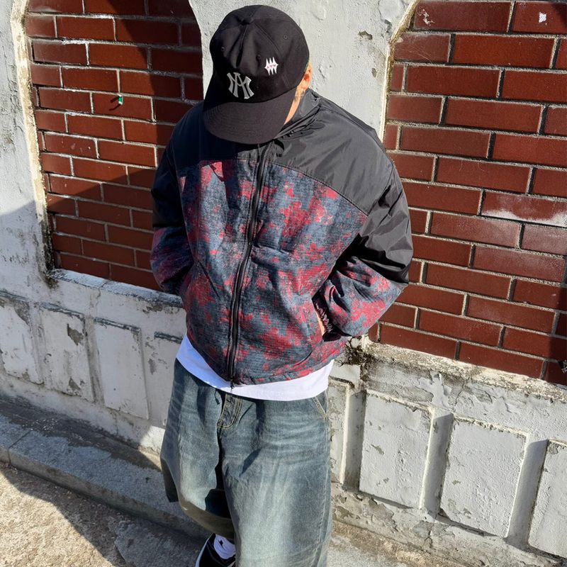 HundoP（ハンドピー）の「Oversized Floral Puffer Jacket (4oz)（Jackets/Outerwear）」