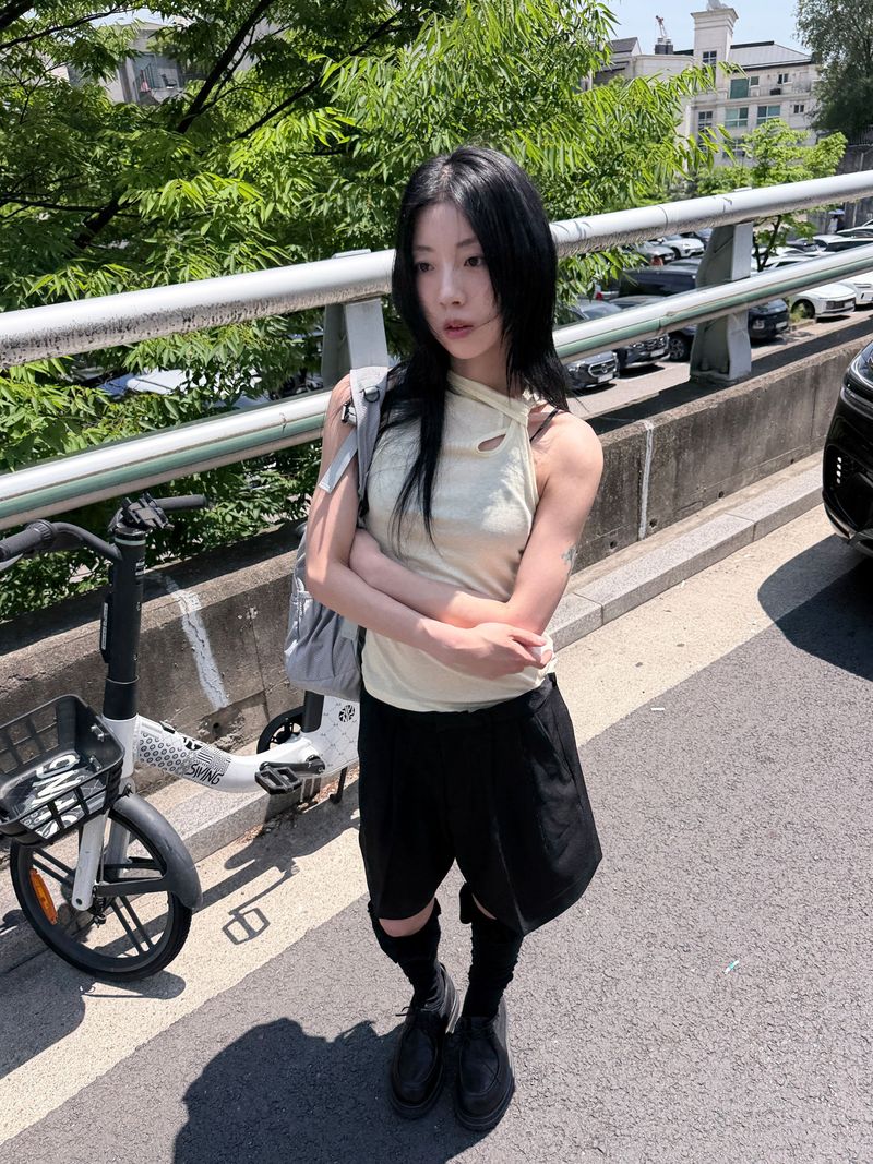  SHOULDER HOLE SLEEVELESS