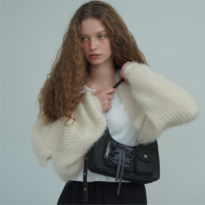 cozing(コジング)の「Ribbon hobo bag_black(Bags)」