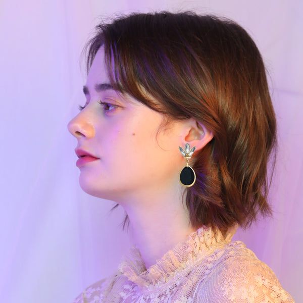 flat earrings