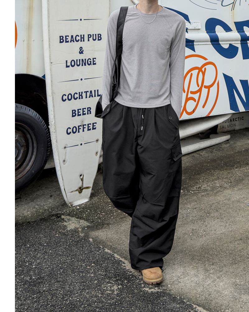Cropped Button Pocket Wide Pants