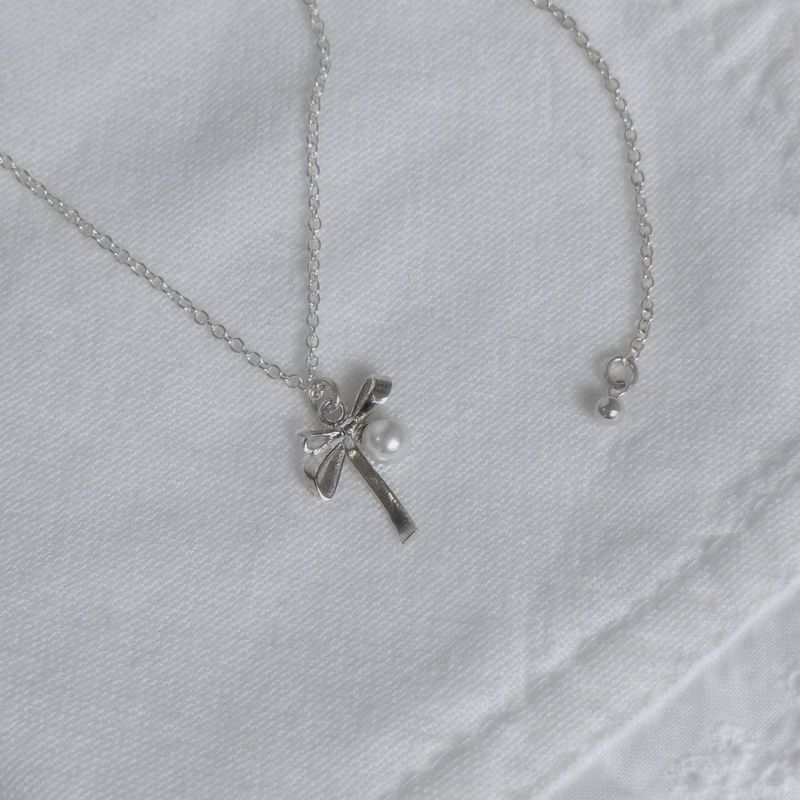 Silver 925 Ribbon & Pearl Necklace