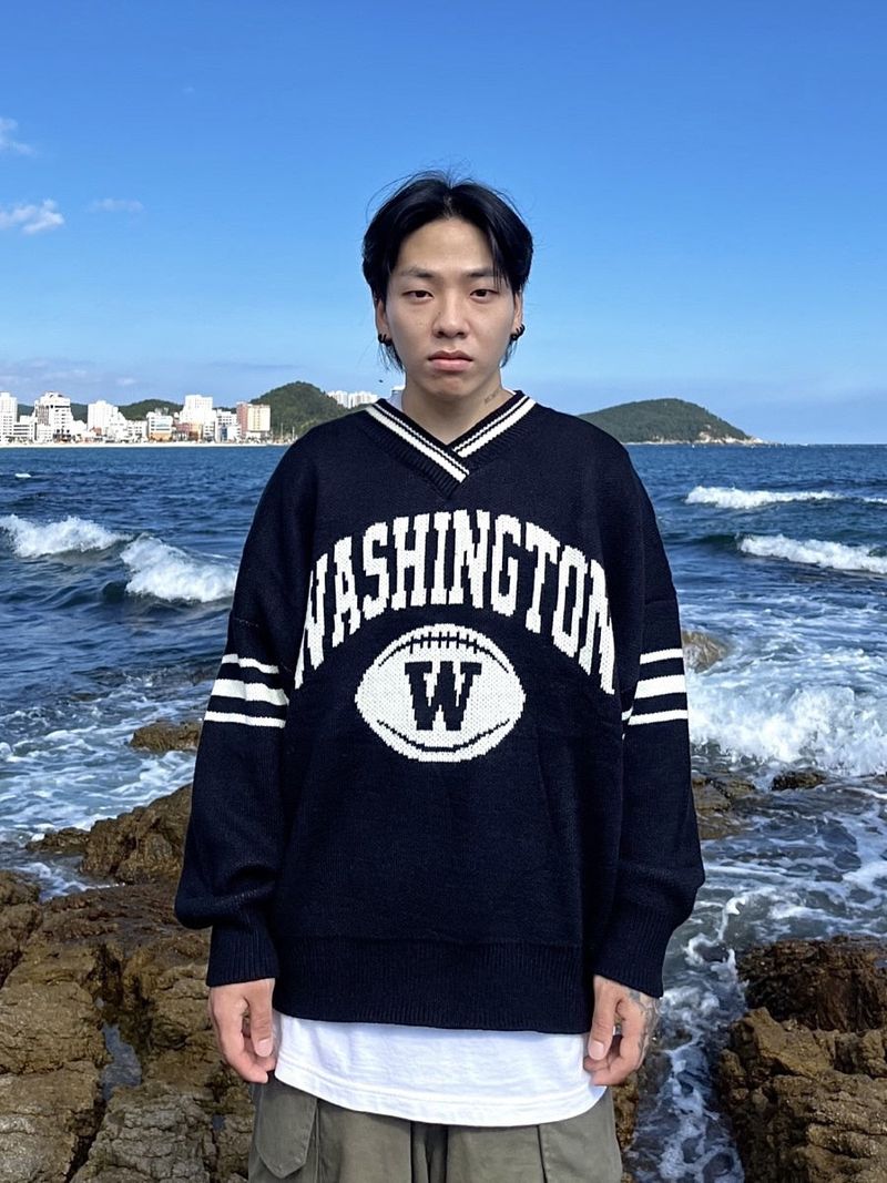 Washington V-neck Knitwear