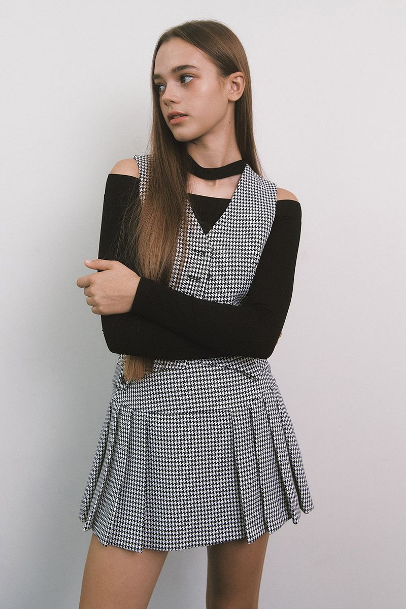 Hound Tooth Pattern Vest