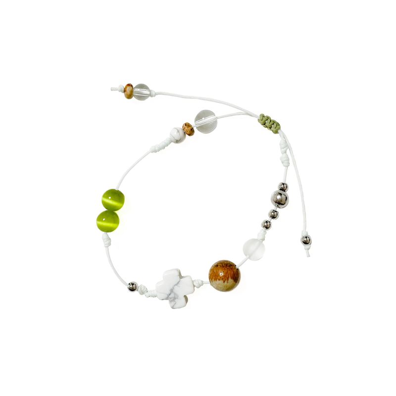 Grass gemstone bracelet