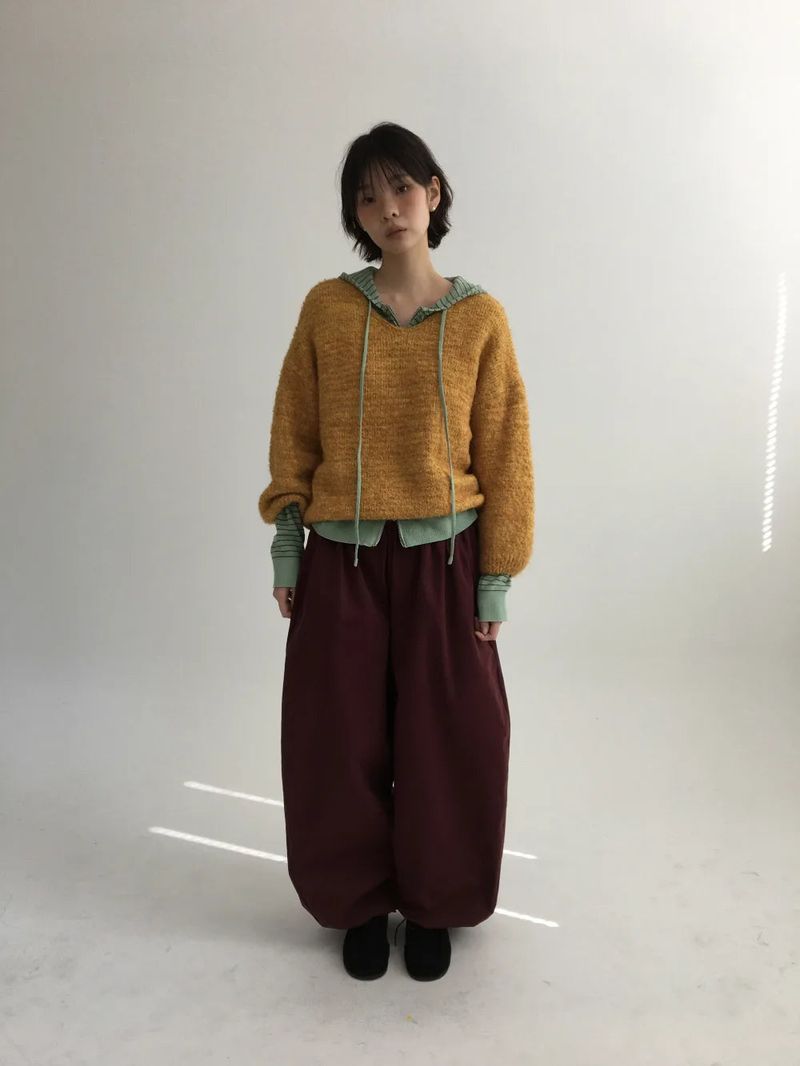 DUGGY（ダギー）の「ボンボンブークレVネックニット (5color)（トップス）」