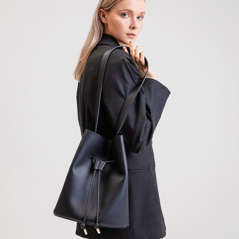 VIVICHO TULLY BAG BLACK