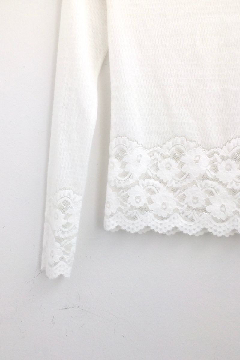 Flower Lace Slim Knit Top