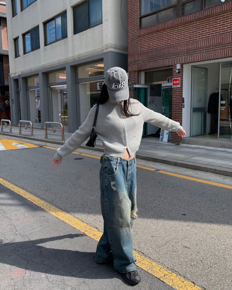 (Unisex) ボタンダメージデニムパンツ