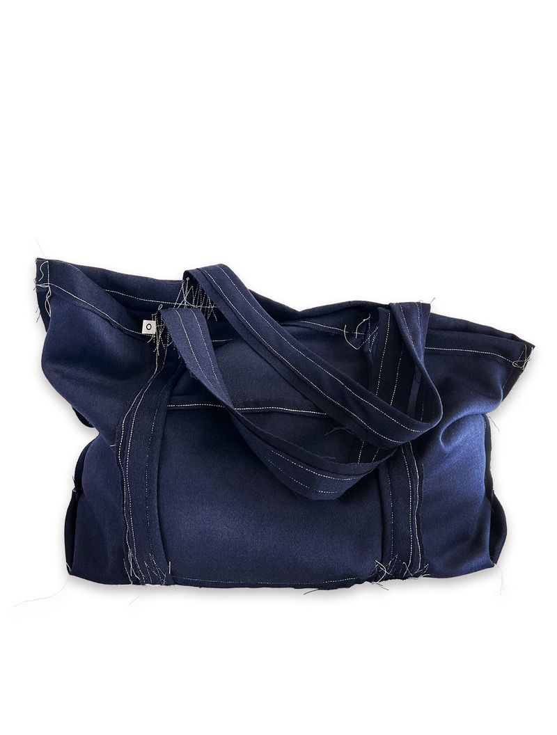 O Logo Drawing Stitch Bag / Navy