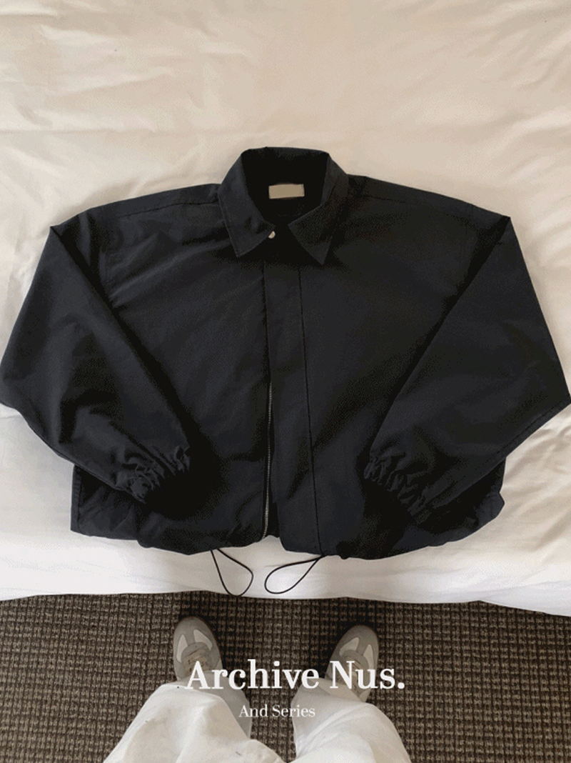 Nus. YEI Kara Windbreak Jacket