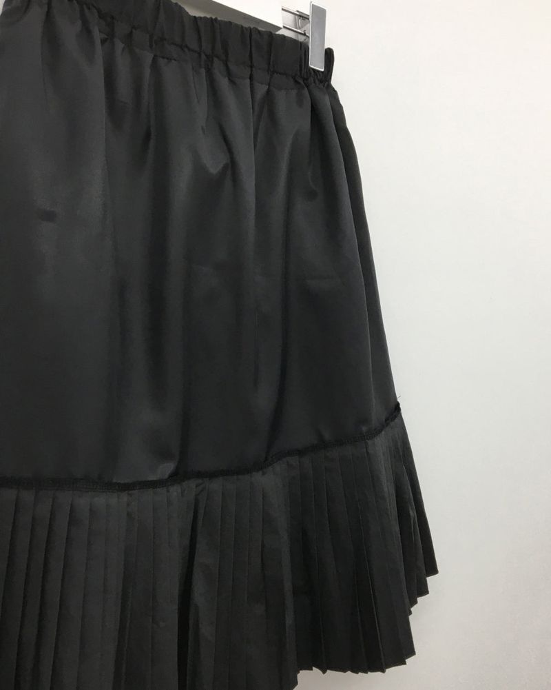 Hachi Layered Pleated Skirt (1color)