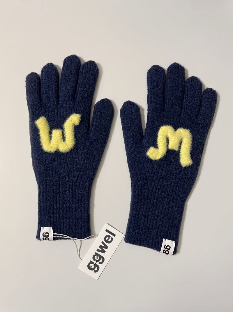 CUSTOM INITIAL KNIT RIBBON GLOVES