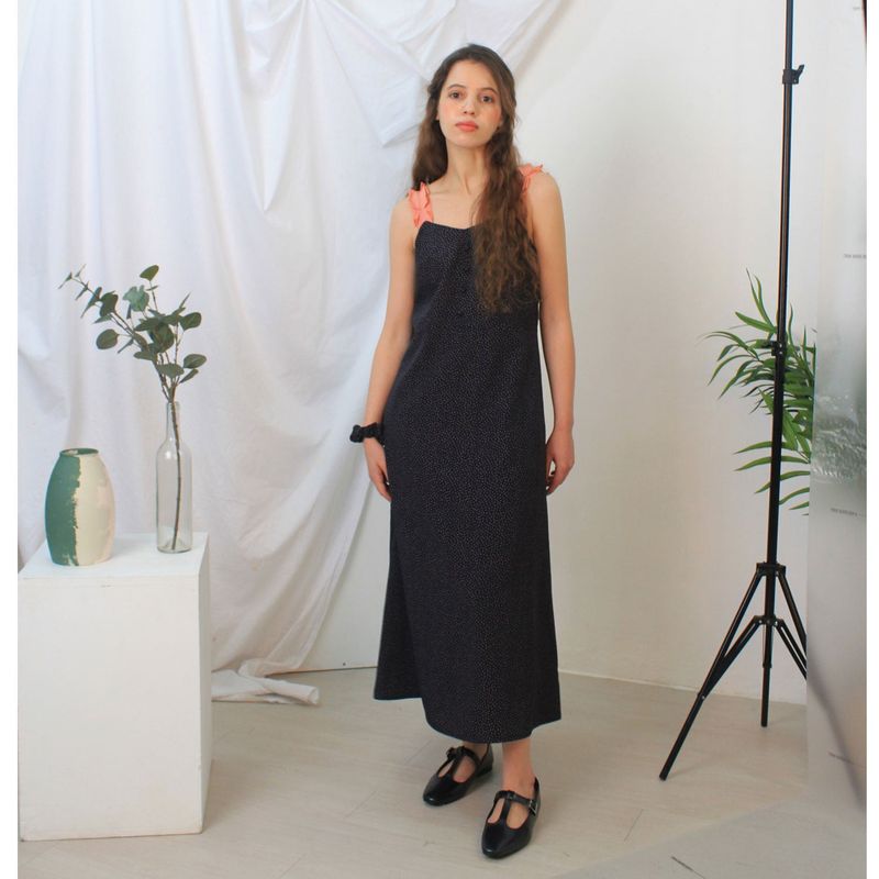 Aria dot dress
