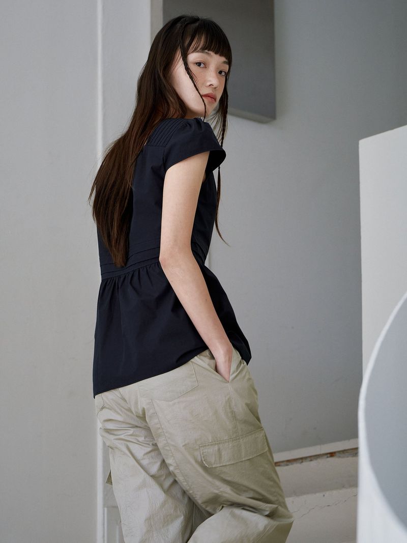 PUFF PIN TUCK BLOUSE [ NAVY ]