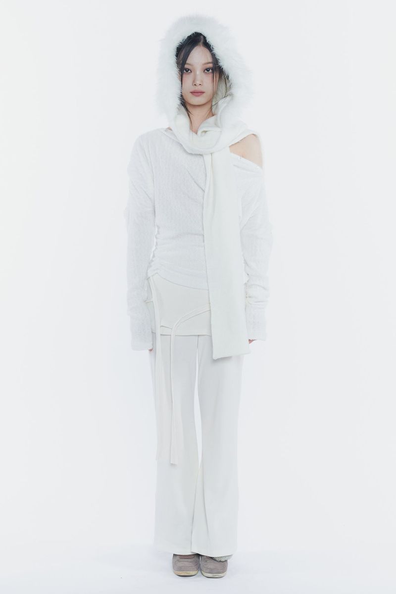 CARRIE HOODED MUFFLER ivory