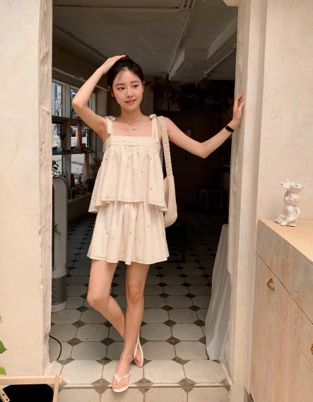 Flower Embroidery Flare Mini Skirt