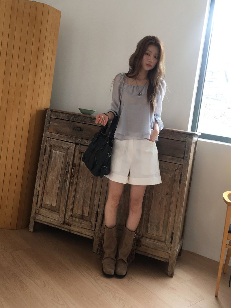 Chowon blouse