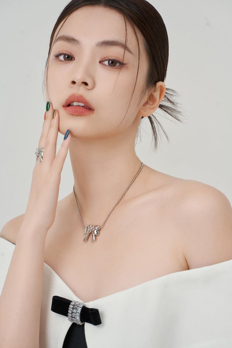 MINI RIBBON CHOKER