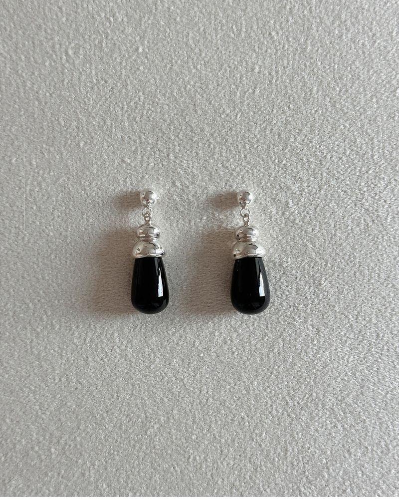 ANDEZVOUS(アンデビュー)の「ONYX HOUSE EARRINGS(Accessories)」