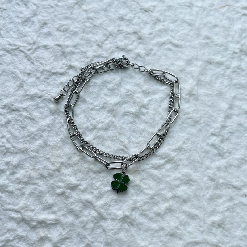 Clover Layer Bracelet