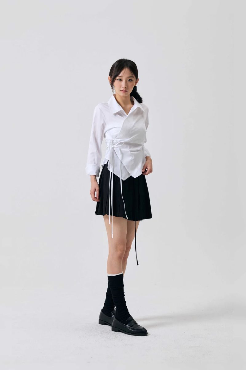 SWAN PLEATS SKIRT PANTS / BLACK