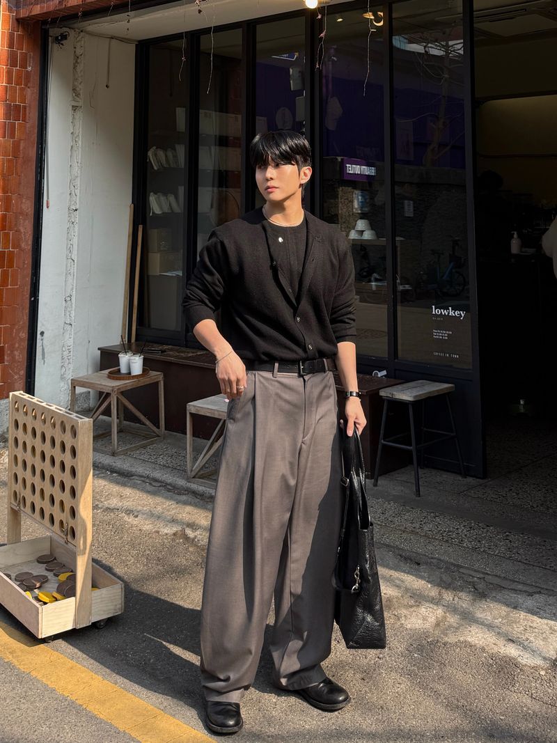 Tieve one tuck slacks