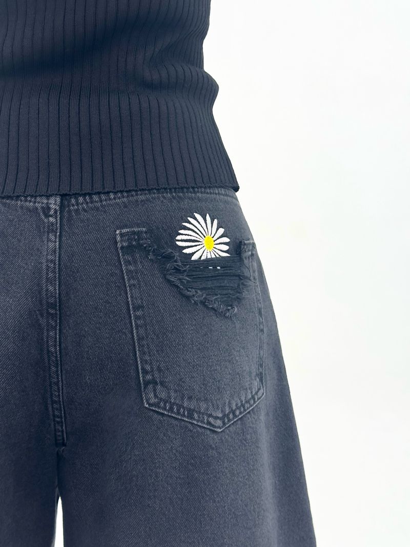  3RD REORDER HIP POCKET EMBROIDERY BLACK DENIM SHORTS LONG VERSION code 25106
