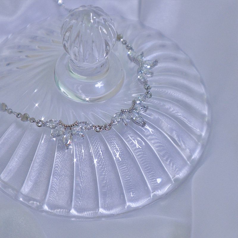 crystal crown heart chain necklace