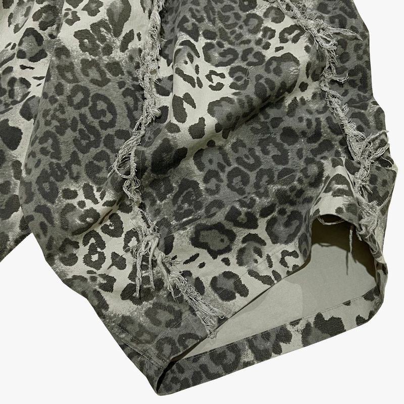 leopard grunge capri shorts_grey