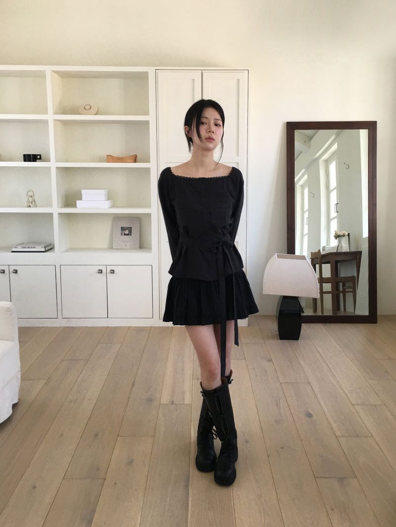 Lace up warker long boots