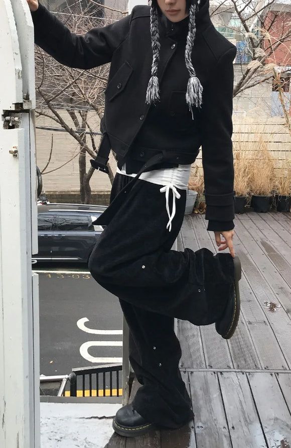 CUT-OUT STRAP LONGSLEEVE