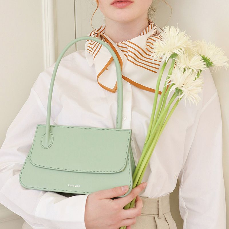 louie ooie(ルイウイ)の「dorothy bag - baby mint(Bags)」