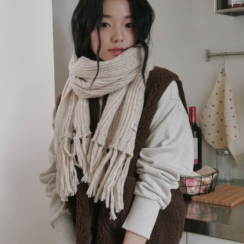 ALLINCOMPLETE(オールインコンプリート)の「Rain Tassel Knit Muffler (Ivory)(Fashion Accessories)」