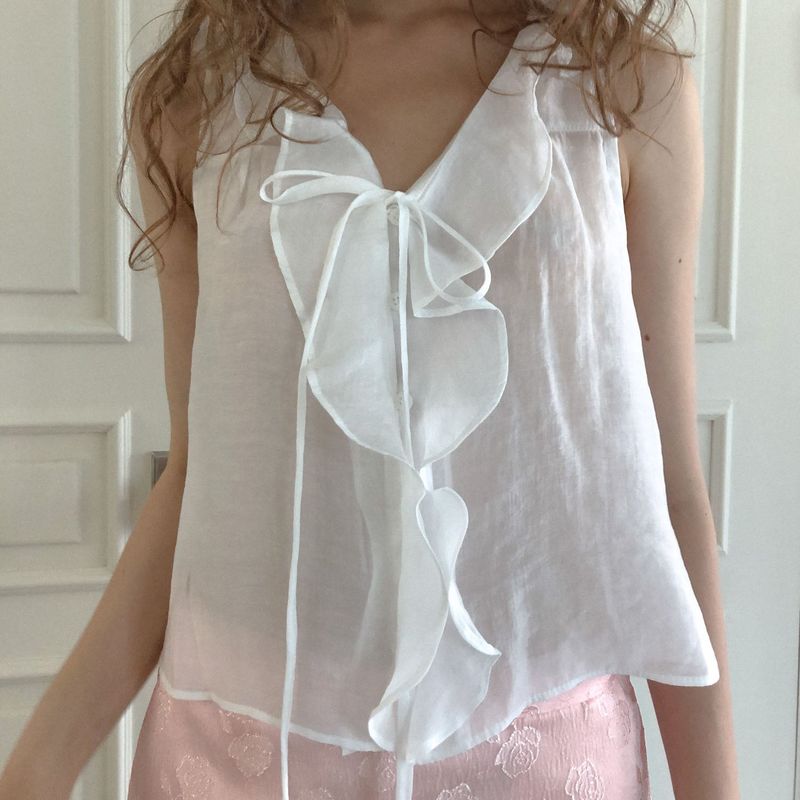 Passionate ruffle blouse (white)