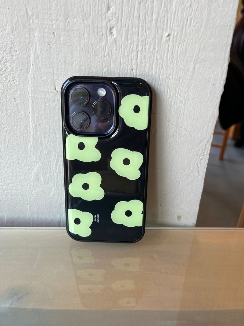 green flower phone case 