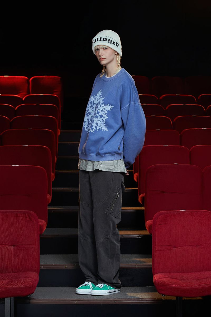 PIGMENT SNOW SWEATSHIRT / BLUE